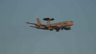 E-3 SENTRY LANDING