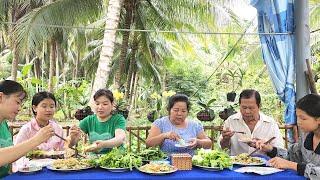 Mì Xào Hải Sản Cuốn Rau Vườn Chấm Nước Mắm Chua Làm Món Này Ăn Đỡ Mập | BQCM & Family T891