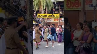 උදාරයි යකා  #funny #dance #slmemereview #srilankanathalmeme #kawadi #srilanka #trending #shorts