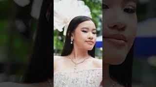 Suri Quỳnh Anh chuyên nghiệp thể hiện khả năng tạo dáng như siêu mẫu tại Tiệc Trà Thượng Đỉnh