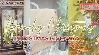 GRINCHY CHRISTMAS AT MOMS | CHRISTMAS GIVEAWAY | OMANMOLI BAG