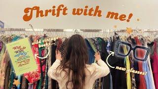 Chill Thrift with Me  70s haul, new glasses + controversial books...