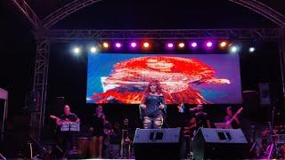 EL SHOW DE IRIS CHACON. FIESTAS PATRONALES DE AGUADILLA.