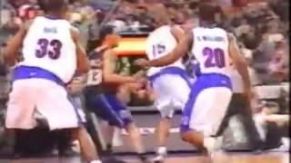 VC HUGE 360 fingeroll vs Kings 2001 season