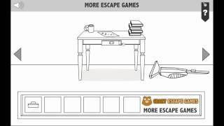 Crazy Escape Daddy Room Escape Walkthrough