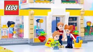 Stop scrolling and watch me build a Lego store out of Lego