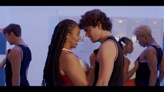 Jake Clark, Nia Sioux - IMMA CATCH (Official Music Video)