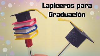 Lapiceros decorados con birretes - Recuerdo de Graduación