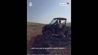 مستوطنون يضايقون رعاة أغنام في تل ماعين جنوب الخليل