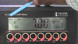 Calibration of Hanna Instruments HI 2215 bench-top pH meter.mp4