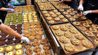 3000 cookies sold out in a day! Amazing giant cookie mass production process - Korean street food