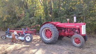 International 650 Diesel Plowing