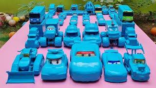 Clean up muddy minicars & disney car convoys! Play in the garden