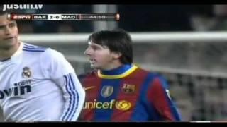 Ricardo Carvalho elbows Messi