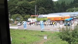 2012.08.18 JR大糸線特別運行列車「特急みずほ号」車窓-縁川商店通過-