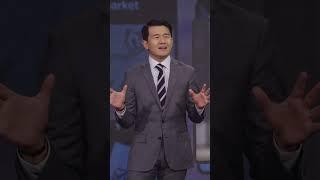 Don't call Rishi Sunak the UK's first Asian PM in front of Ronny Chieng #dailyshow #rishisunak