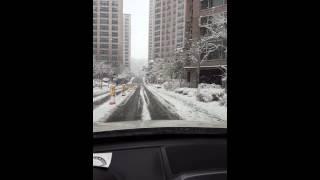 15.11.26 천안 첫눈 출근길...아파트에 눈 쌓였네...(생각도둑)