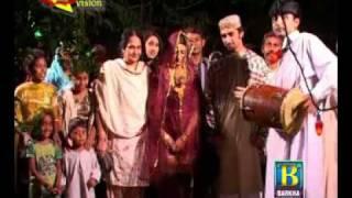 YouTube - MASTER MANZOOR-SAT BISMILLAH KAYAN SONG {ALBUM 2 MAJBOOR DIL}.flv