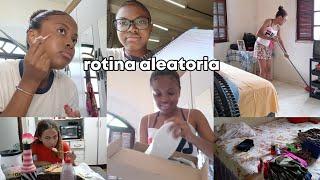 Rotina aleatória~arrume-se comigo,escola,comprei um tênis,limpando a casa,estudando,pastel..