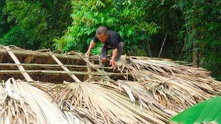 Dwarf family primitive life: Builds wooden house - roof made of palm leaves