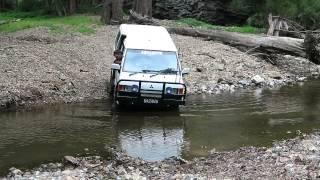 Mitsubishi l300 4wd van turon river