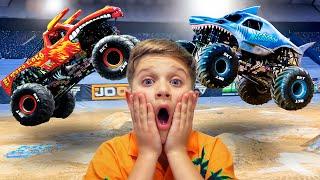 MONSTER JAM 2024 - The Craziest Show on Wheels | Diana e Roma