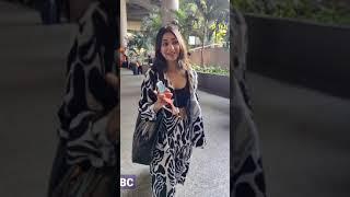 Vidhi Pandya at airport