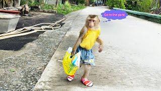 Monkey Lyly is excited to go shopping and go to the park with her mother.