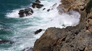 Ocean Waves Crashing on Rocks Sound Effect for relaxing, Sleep, Calm, and Study.