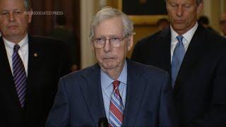 McConnell freezes mid-speech at US Capitol