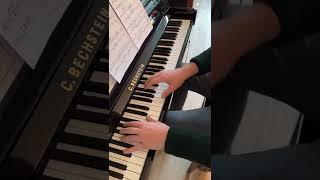 OLEG MOROZOV EN SCHOOL TOF-DEBUSSY-OEFENEN