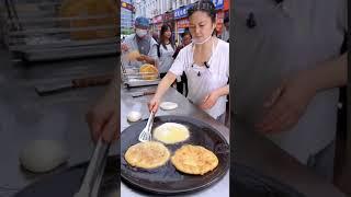Make super attractive pork and scallion pancakes #food #streetfood #美食 #delicious #cooking 