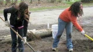 Pass It Along teens speak out on their favorite volunteer program.