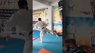 #kyokushin #kickboxing #shortvideo #mma #boxing #mixmartialart #karate #karatekid #lesson