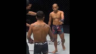The rematch between Alex Silva and Rene Catalan ended with a SLICK submission! 