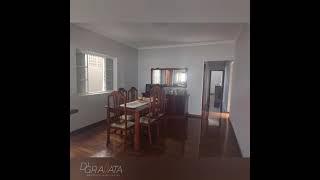 Casa de 4 quartos com excelente localização - Bairro Boa Vista - Varginha-MG