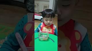 밥먹다 자는아이(끝까지보세요)
