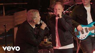 Casting Crowns, Matthew West - Nobody (Live at The Ryman)