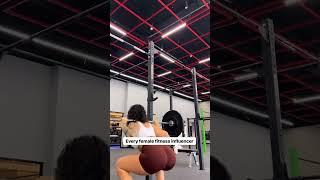 Female fitness influencer in the gym