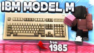 Using One of the OLDEST Keyboards for Bedwars! (IBM Model M)