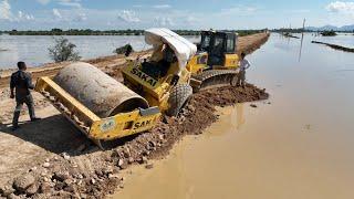 How To Recovery a Stuck Heavy Machinery Safety Using Bulldozer. Roller Fail Driving And Stuck.