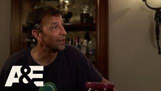 Wahlburgers: Making Drama's Video (Season 5, Episode 1) | A&E