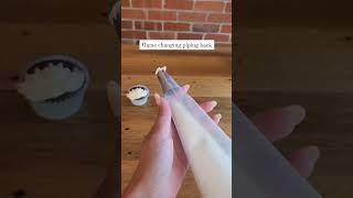 Genius piping bag hack  #hack #viral