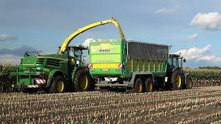 Mais hakselen voor melkveebedrijf Abbink door loonbedrijf Dekker met een John Deere 8600i (2024)