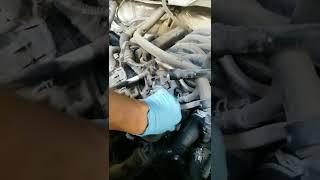 F150 5.0L  dirty throttle body , can be stuck or engine light on ,  Clean it   쓰로틀 밸브 , 더러움 !!