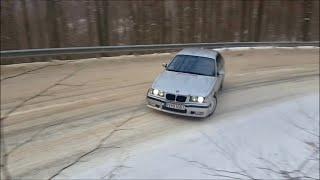 BMW 318is snow drift