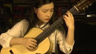 Melodia de uma noite played by Hao Yang on a YULONG Guo La Leona Replica Guitar