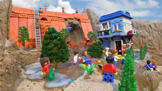 Can Mini Brick Dam Protect LEGO City From Tsunami And Flooding? LEGO Dam Breach Simulation