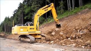 LIEBHERR Bagger und ATLAS Radlader in Action