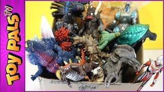 100+ KAIJU FIGURES: ULTRAMAN & GODZILLA Collection - What's in the Garage Sale Box?